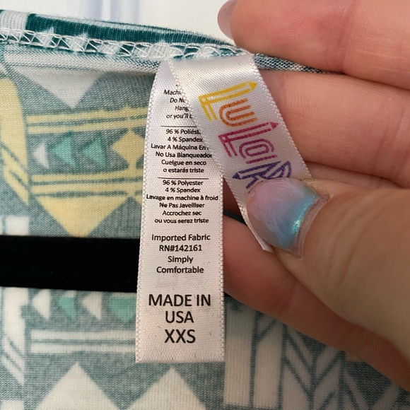 LuLa Roe Classic-T - Picture 2 of 2